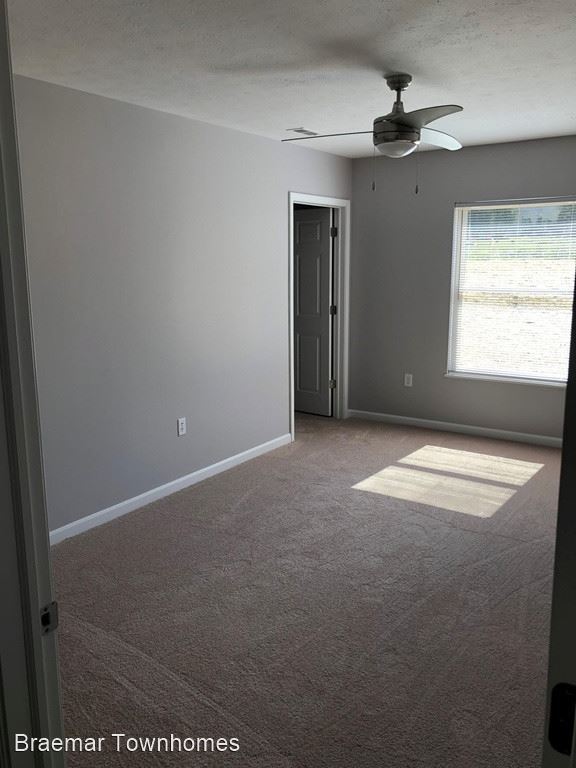 Building Photo - 3 br, 2 bath House - Mornings Circle