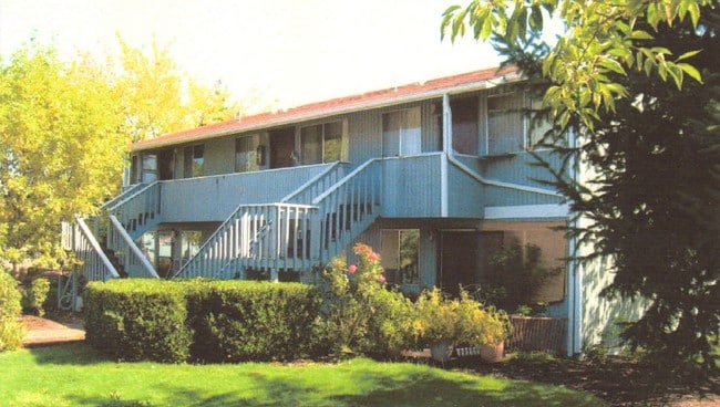 Building Photo - Cambridge Apartments