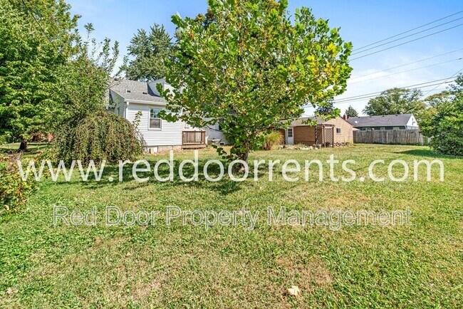 Building Photo - 957 Woodhill Dr