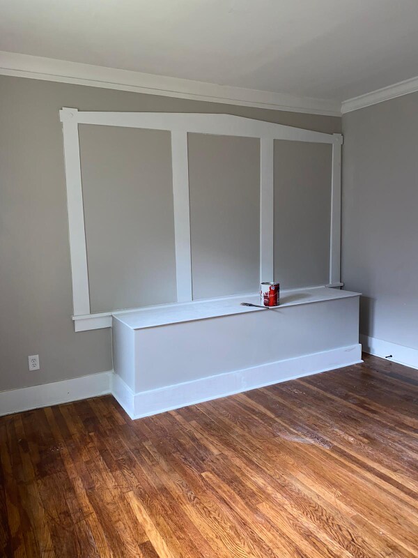 Building Photo - 1553 E McLemore Ave