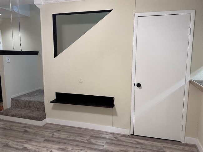 Building Photo - 2110 Wilcrest Dr