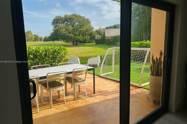 Building Photo - 7441 Bay Hill Dr