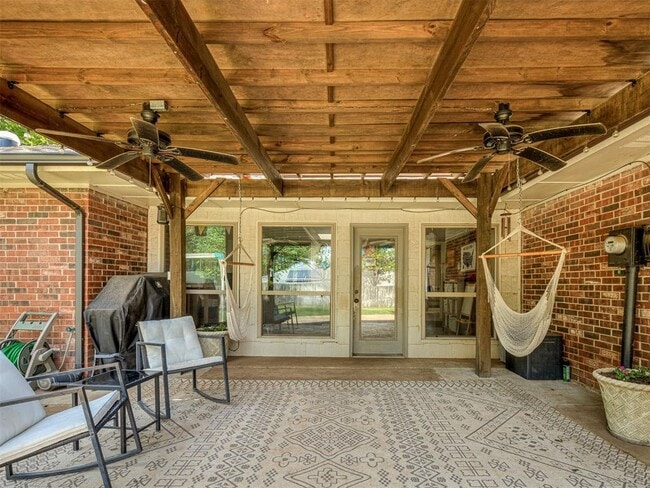 Building Photo - 801 Rock Hollow Rd