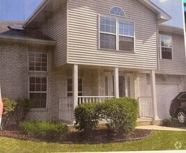 Building Photo - 727 Beaver Dr