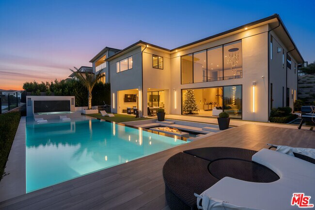 Primary Photo - 20306 Willoughby Ln