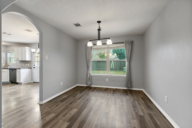 Building Photo - 8610 Twillingate Ln