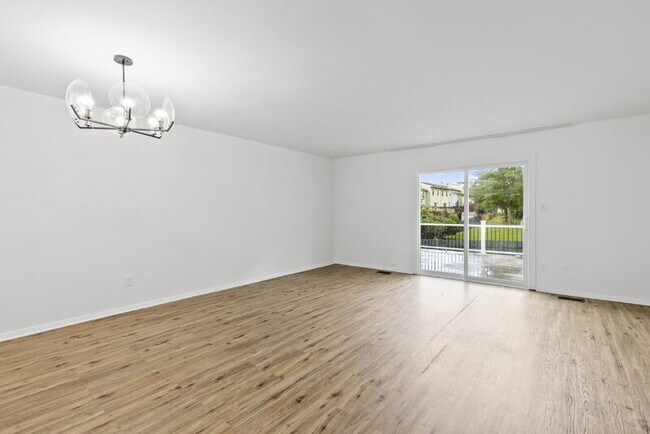 Building Photo - 59 Stoneway Pl