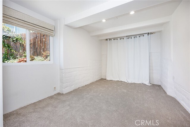 Building Photo - 2260 Crestview Dr