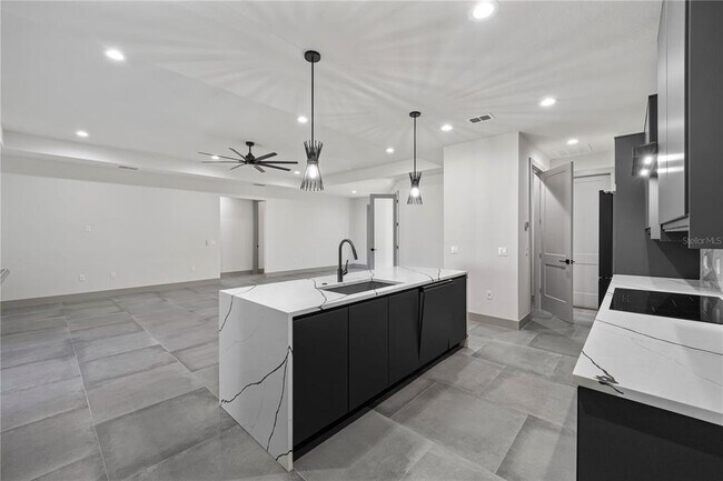 Building Photo - 11 Ethan Allen Dr