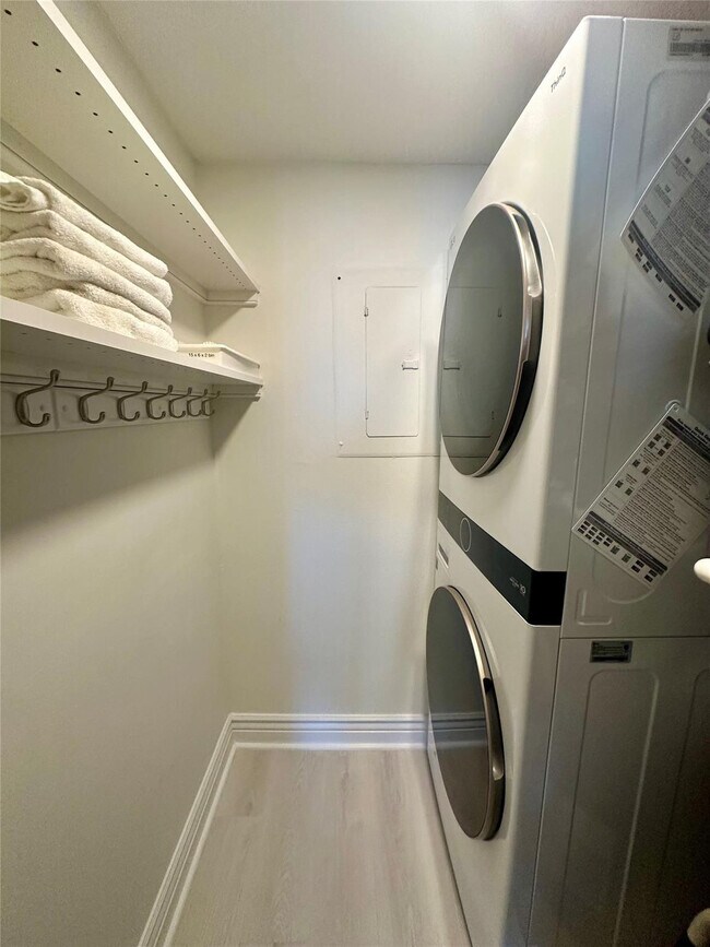 Building Photo - 1500 N Ocean Blvd