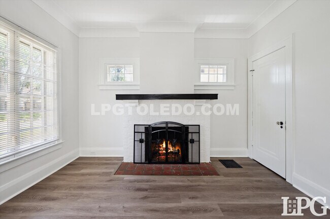Building Photo - 3617 Homewood Ave