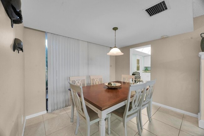 Building Photo - 3492 NE Causeway Blvd