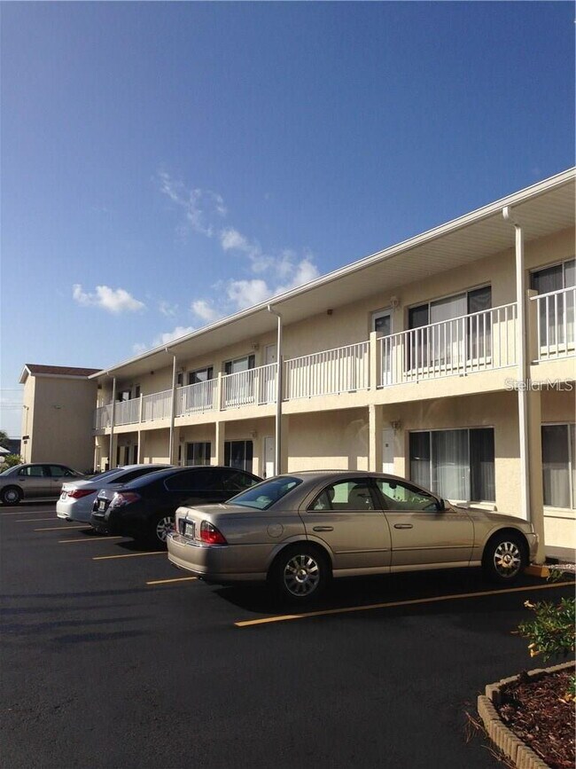 Building Photo - 1st floor condo in the Beulah condo complex.