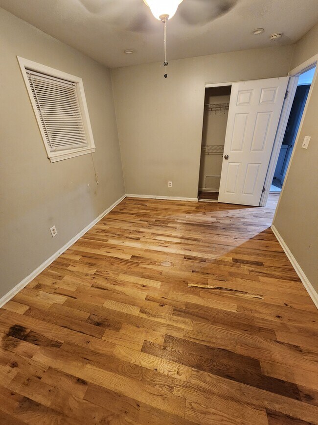 Building Photo - 3218 Dunnbury Ct