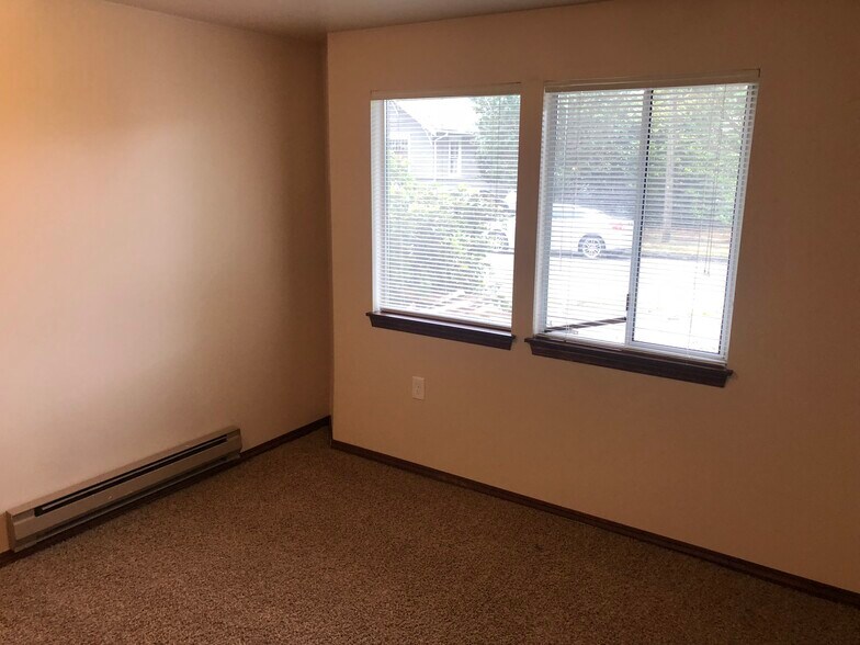 Bedroom 1 - 3900 Linden Ave N