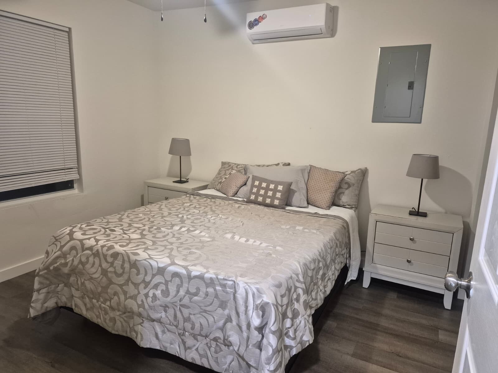 Building Photo - 112 Linda Dr