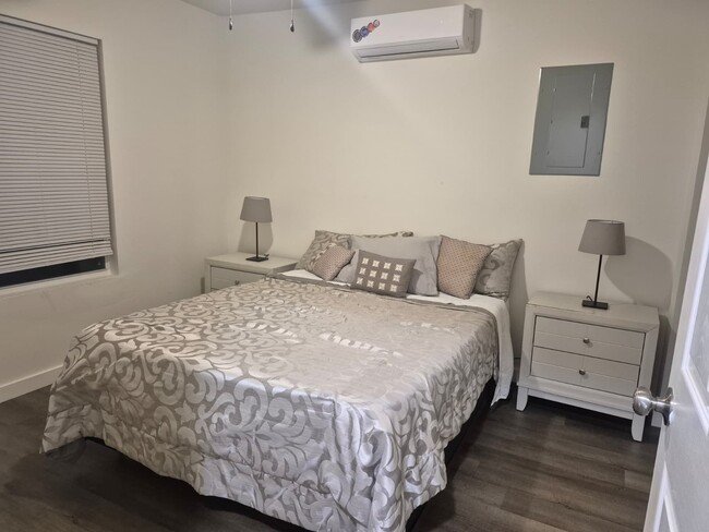 Building Photo - 112 Linda Dr