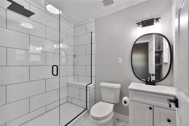 Building Photo - 453 41st Ave S