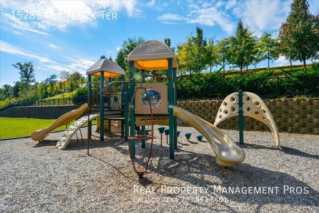 Building Photo - 15285 Flintlock Terrace