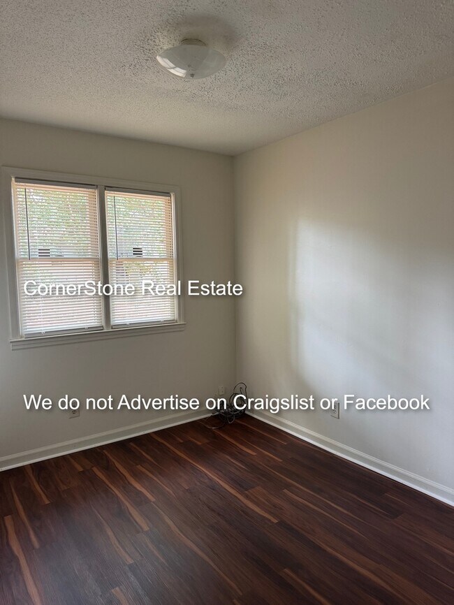 Building Photo - 123 - B Deerfield Drive, Spring Lake NC 28390