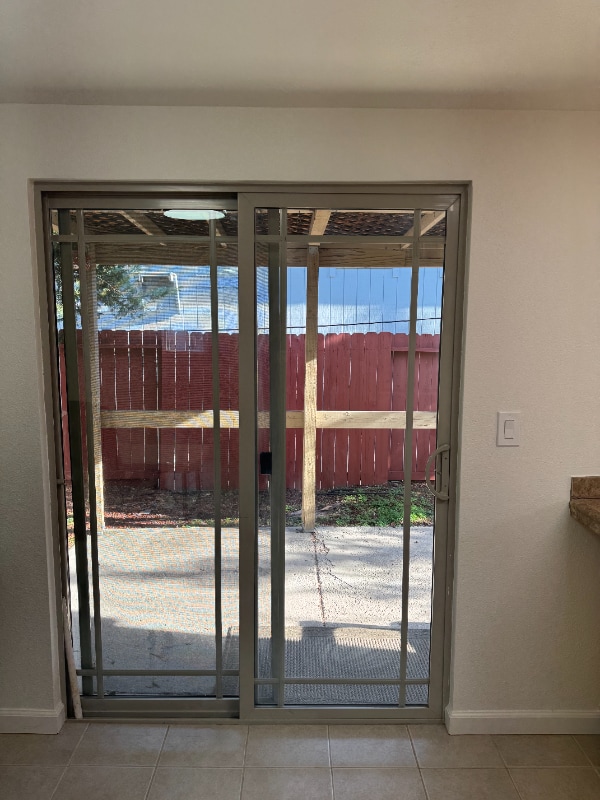 Building Photo - 3036 Plumas St