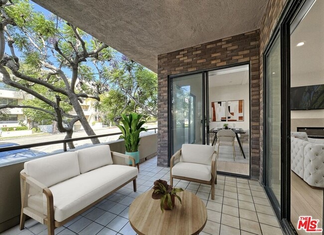 Building Photo - 1870 Veteran Ave