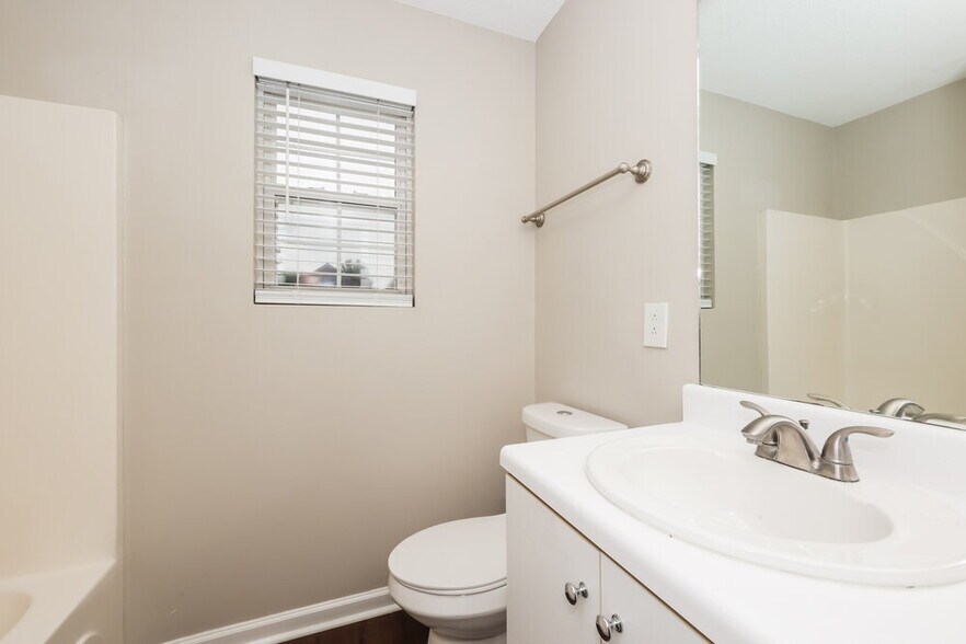 Building Photo - 5066 Cornelius Dr
