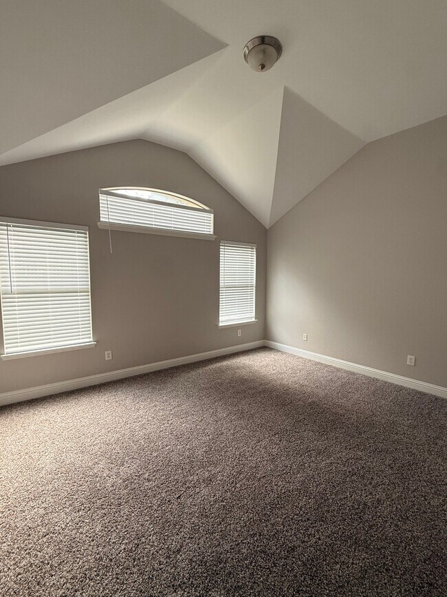 Building Photo - 3105 Whispering Pine Blvd