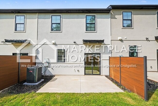 Building Photo - 105 Taverly Dr