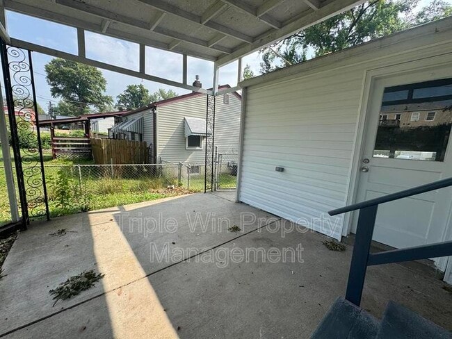 Building Photo - 3155 O Hare Dr