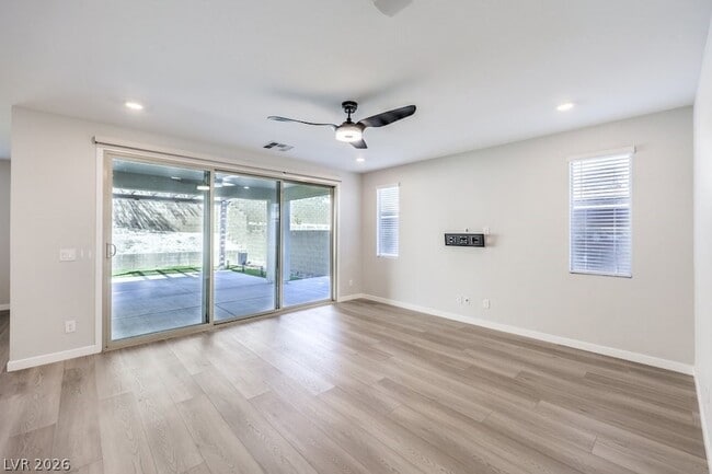 Building Photo - 12392 Aster Hills Ave