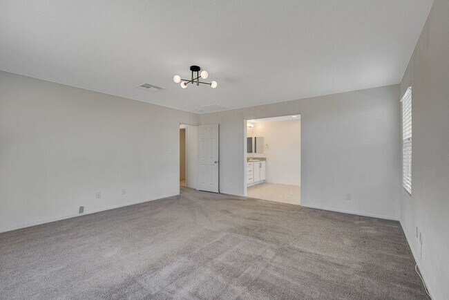 Building Photo - 5128 Granite Basin St