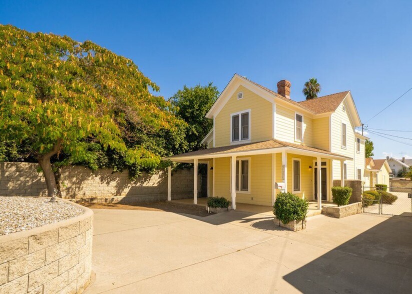 Primary Photo - 27171 Pacific St