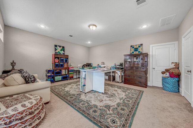 Building Photo - 2603 Hailes Ct