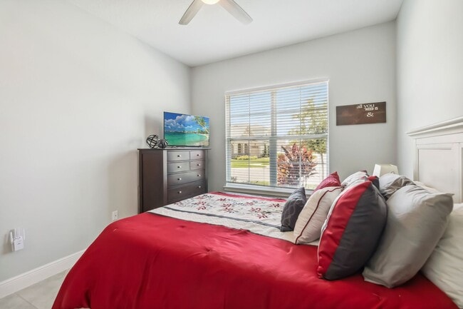 Building Photo - For Rent: Immaculate 3 Bed, 3 Bath + Flex Room Home in 55+ Del Webb Twin Lakes!