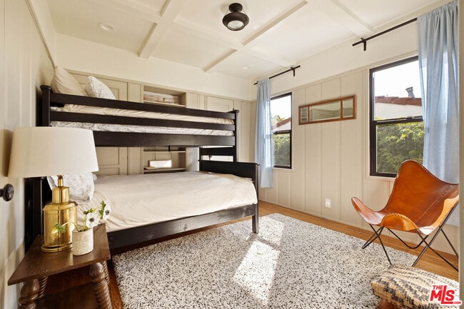 Building Photo - 1363 Spazier Ave