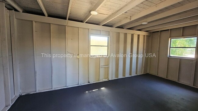 Building Photo - 7957 Jaguar Dr