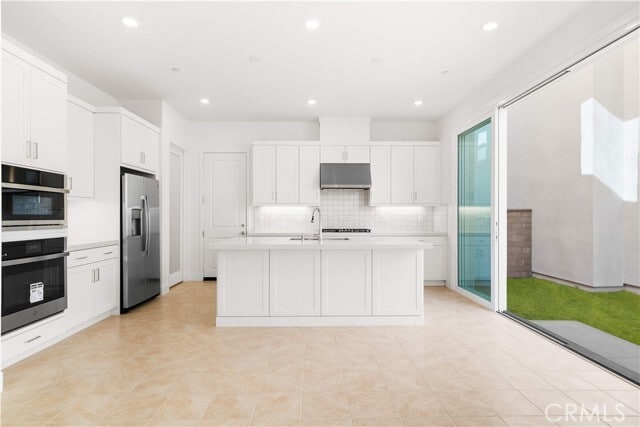 Building Photo - 297 Shoveler