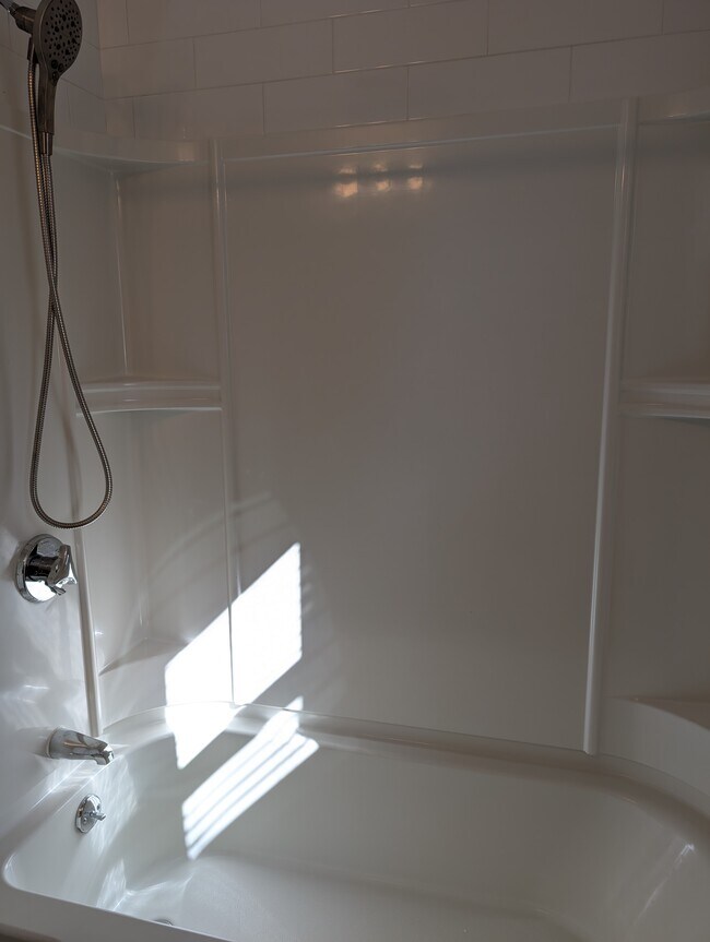 Building Photo - 9 Wall St