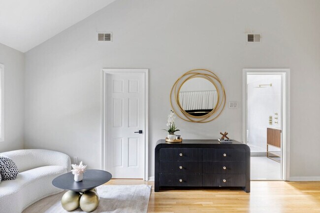 Building Photo - 2A Cherry Ln