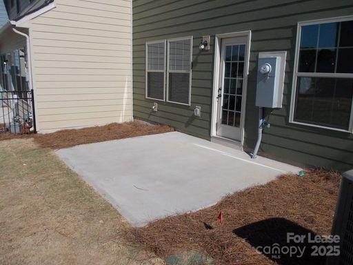 Building Photo - 1772 Evergreen Dr