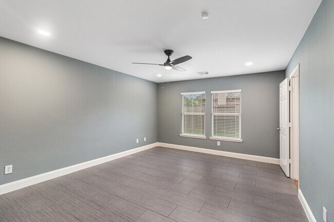 Building Photo - 18103 Red Ash Ct