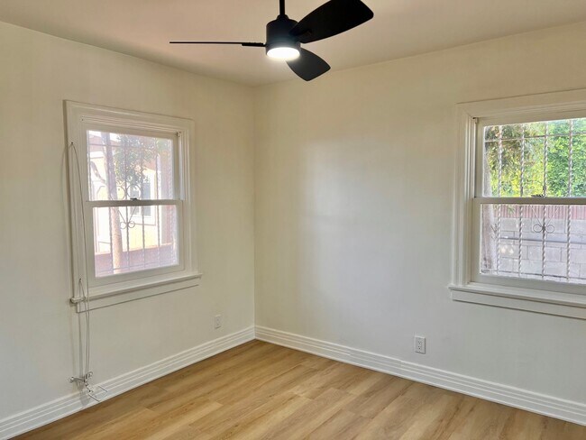 Building Photo - 3007 Dalton Ave