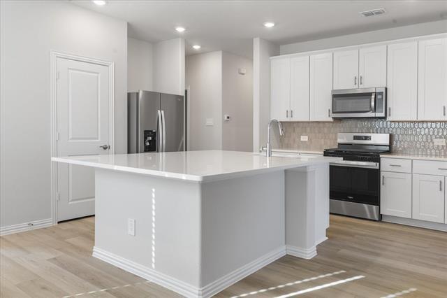 Building Photo - 5713 Chasewood Dr