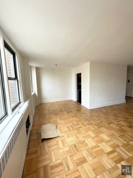 Building Photo - East 79th Street