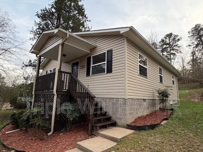 Building Photo - 107 Juniper Pl