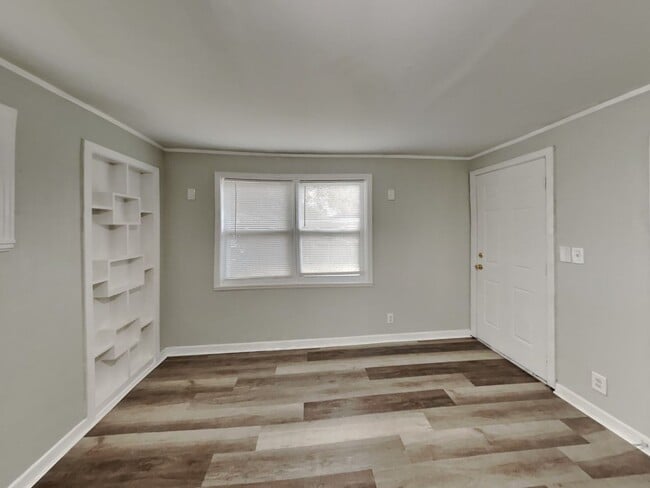 Building Photo - 3BR/1.5BA Home in Jacksonville FL w/ Spaci...