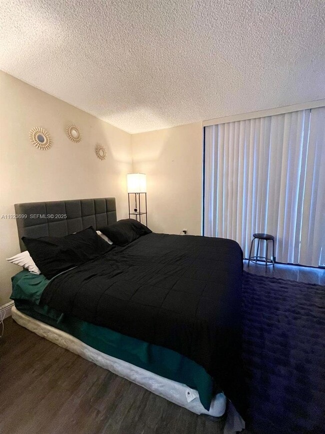 Building Photo - 20102 SW 123rd Dr