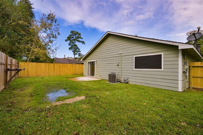 Building Photo - 3530 Dryburgh Ct