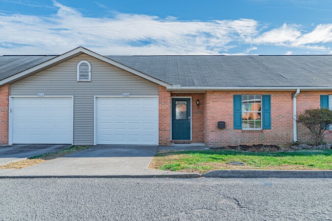 Building Photo - 8022 Intervale Way